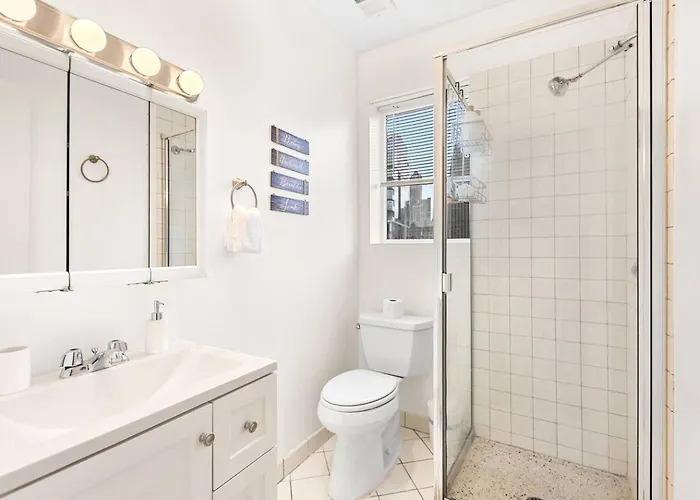 Hancock Lookoutsteps To Beach&transit, Chi Views - Apartment *